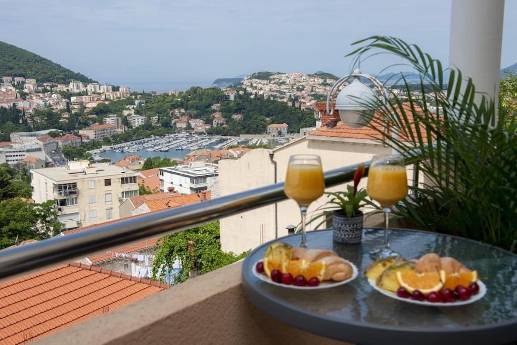 Goldensky New Apartment Ragusa Esterno foto
