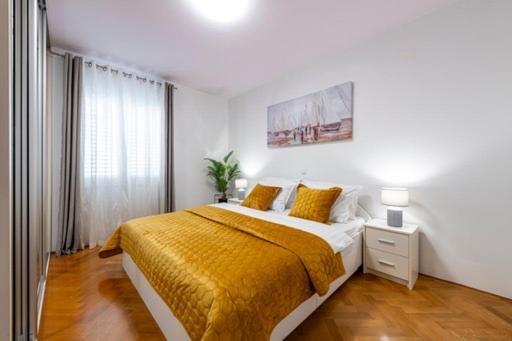 Goldensky New Apartment Ragusa Esterno foto